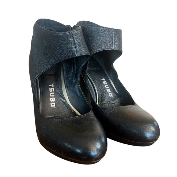 Tsubo Black Leather Ankle Zip Strap Heels - Women's Size 8 - Picture 2 of 10